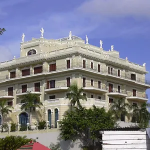 https://villa-florencia.comcaribbean.com