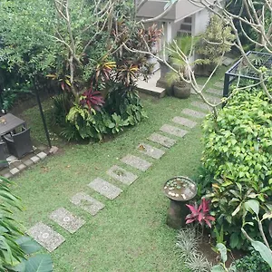 https://puri-cantik.ubudhotelsnow.com